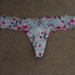 Brand new VS PINK thing